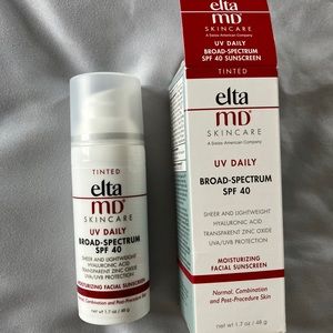 EltaMD tinted UV Daily Broad-spectrum SPF 40 moisturizing facial sunscreen